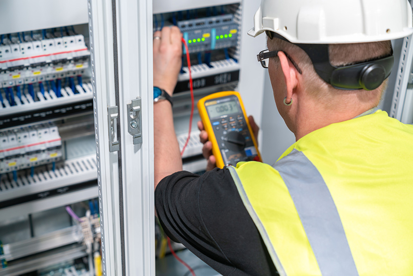 Elektroanlagen-Kontrolle bei Schuster Elektrotechnik in Heidelberg