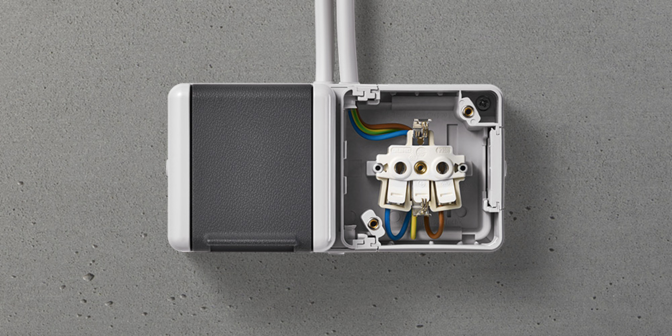 Doppelsteckdose mit Trennsteg bei Schuster Elektrotechnik in Heidelberg